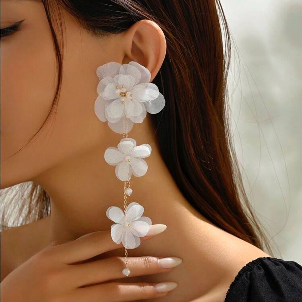 Bohemian white drop earrings A666